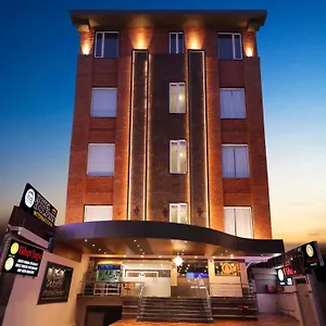 https://hotel-dolphin-international.hotels-varanasi.com